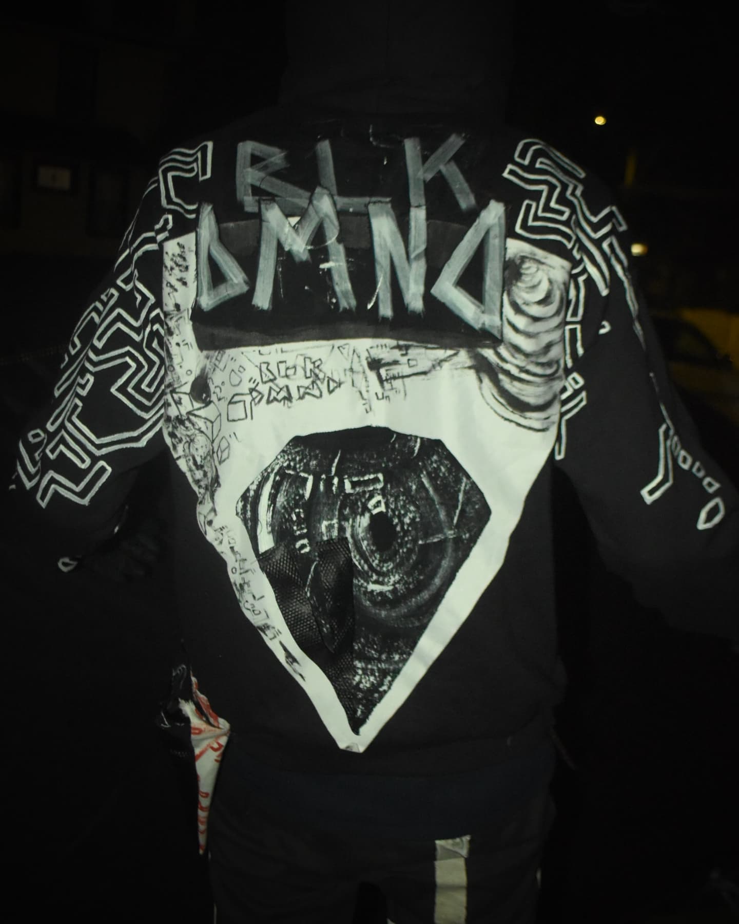 Hooded Sweatshirt (BLK)