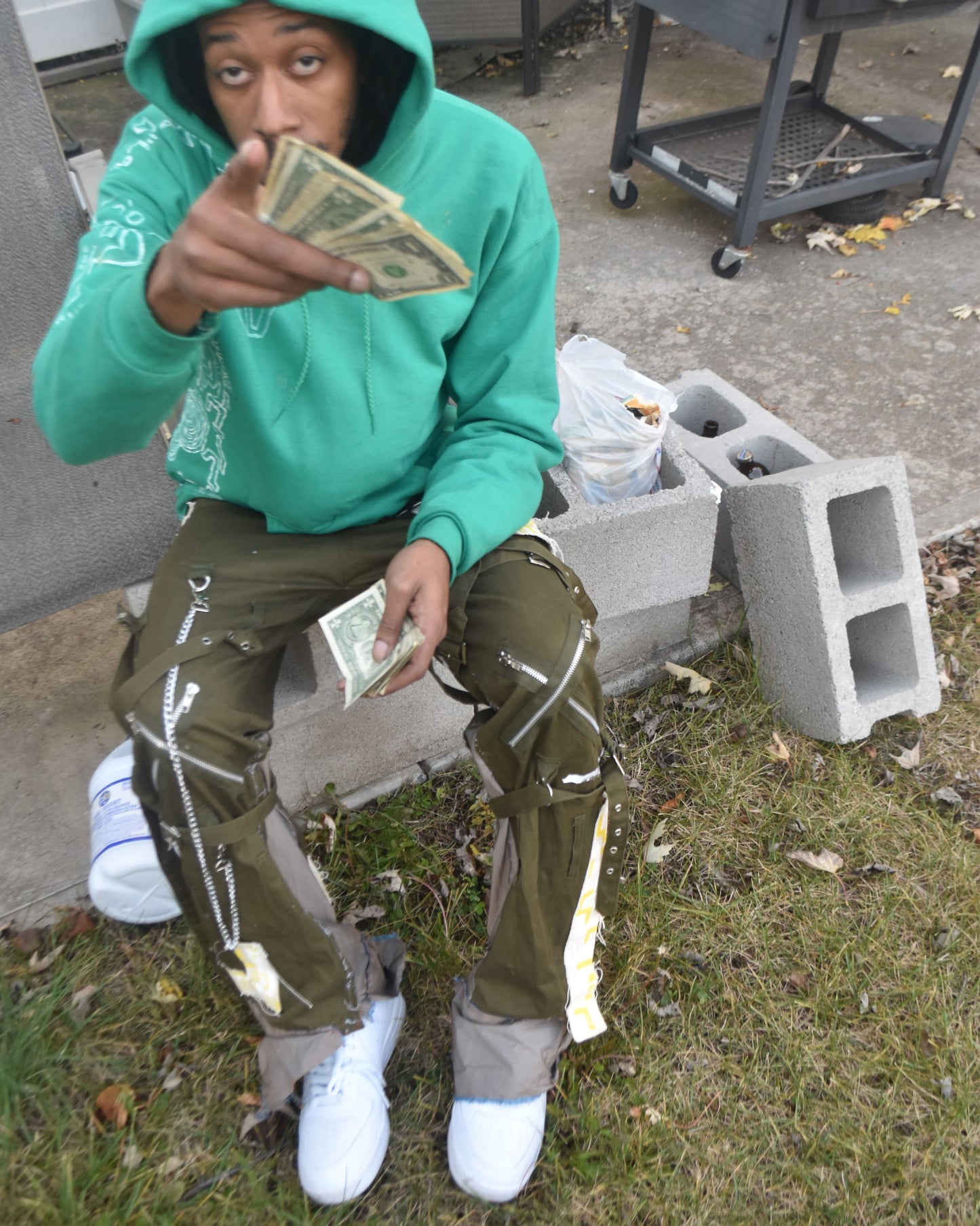 Hooded sweat shirt (GRN)