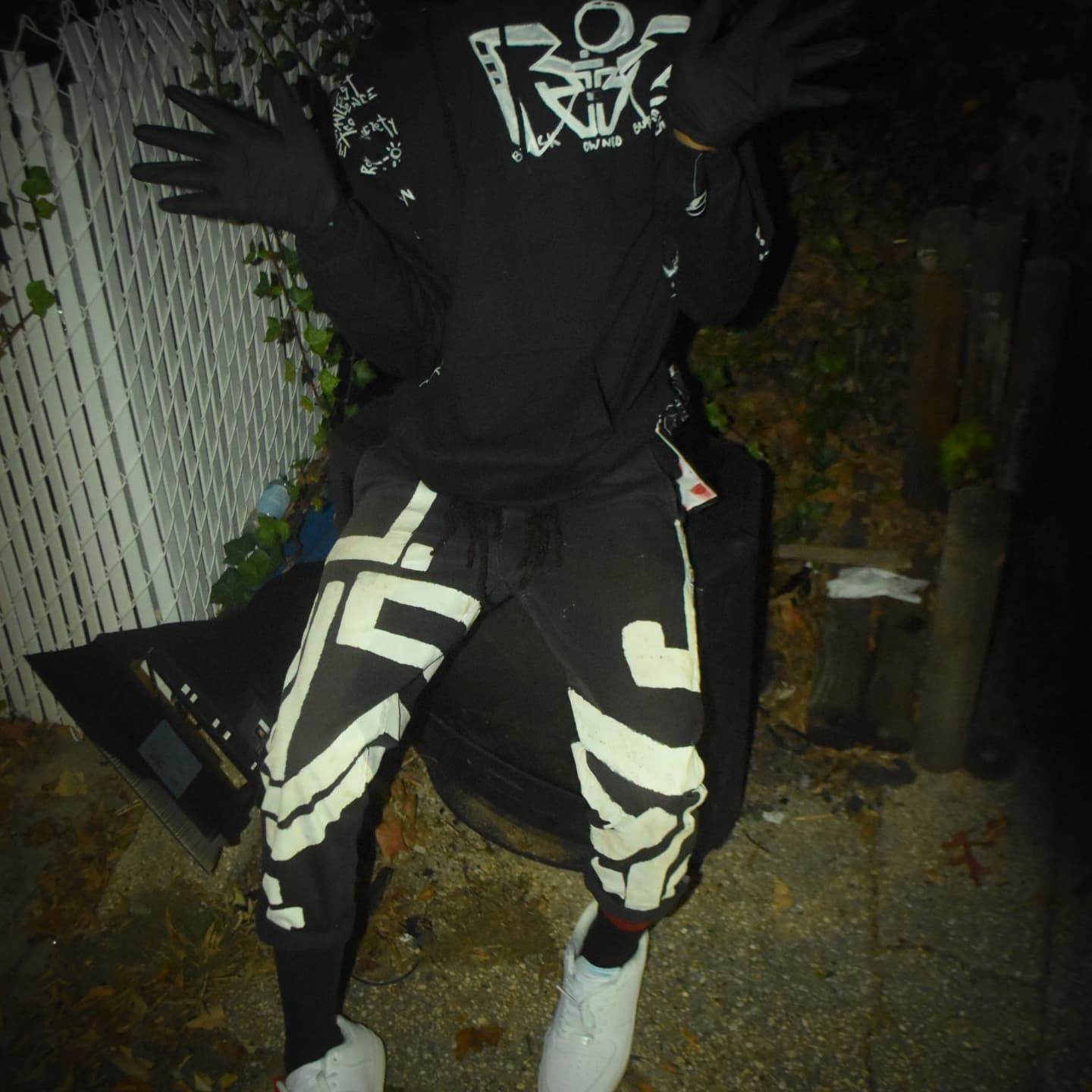 Hooded Sweatshirt (BLK)
