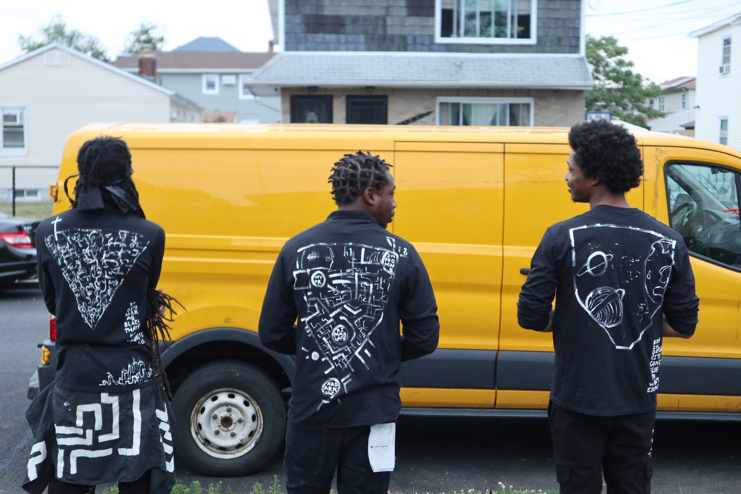 Logo long sleeved